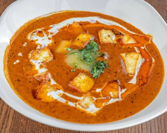 Best Palak Paneer in south Edmonton — creamy spinach and cottage cheese curry at Rawaayt Indian restaurant